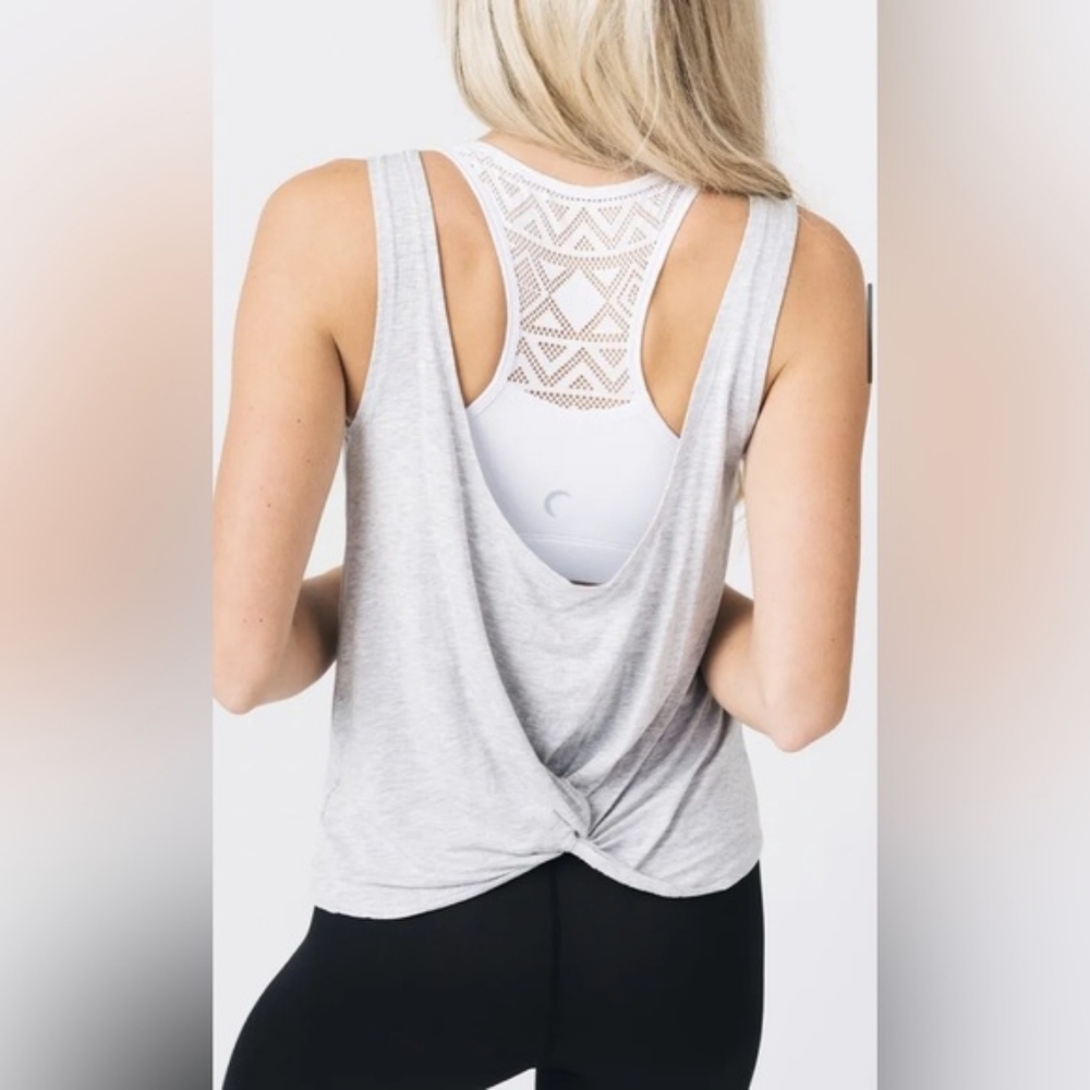 Zyia Active Swirl Tank bundle